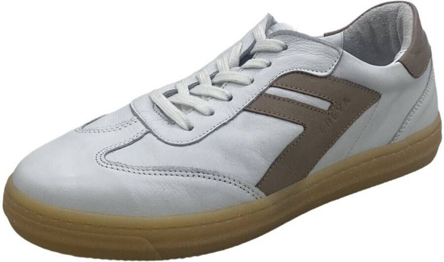 Andrea Conti Nette Schoenen