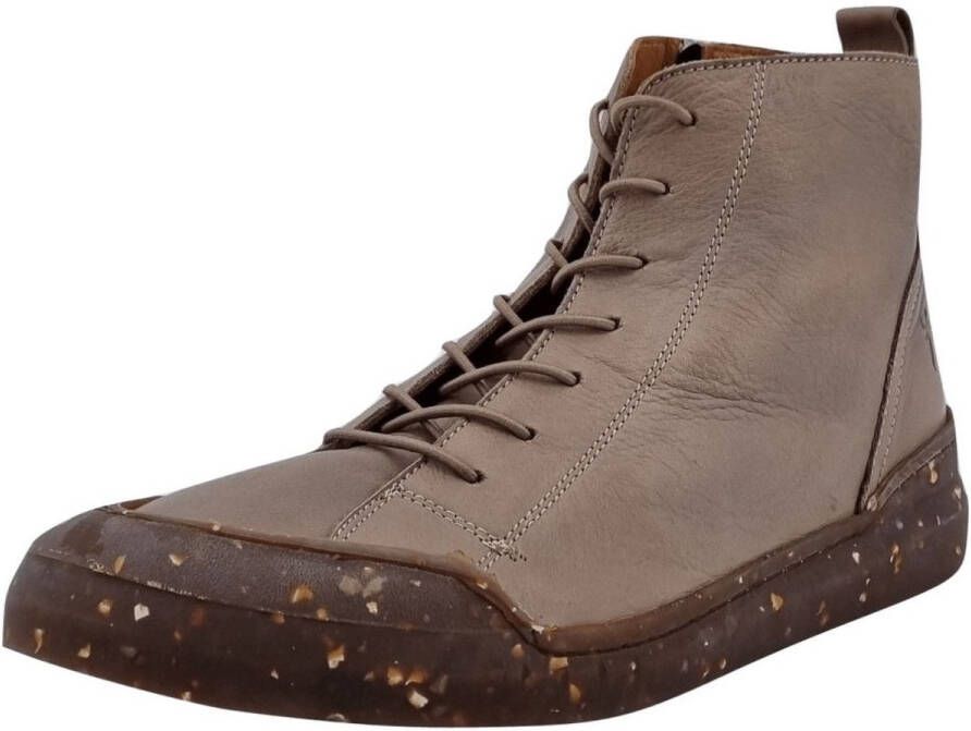 Andrea Conti Nette Schoenen