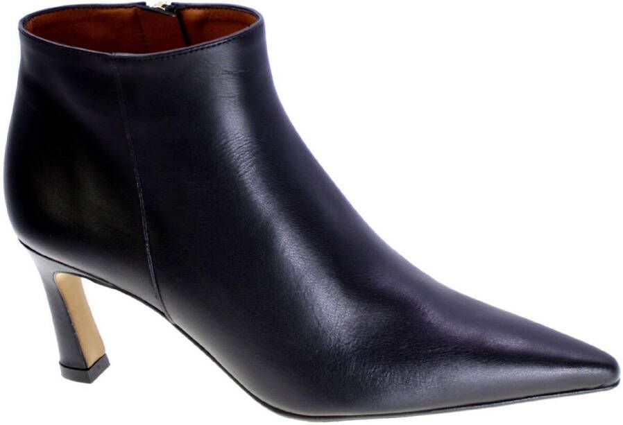 Angel Alarcon Laarzen 93335