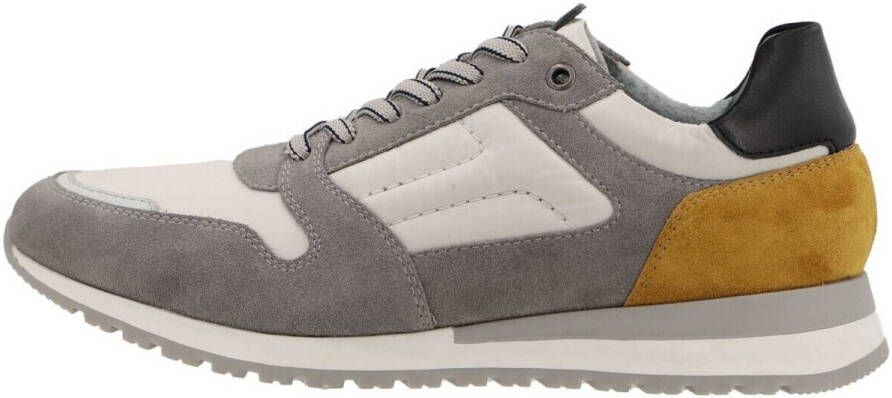 Ara Sneakers