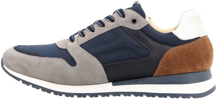 Ara Sneakers
