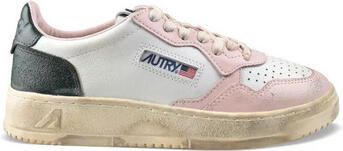 Autry Super Vintage Low-Top Sneakers