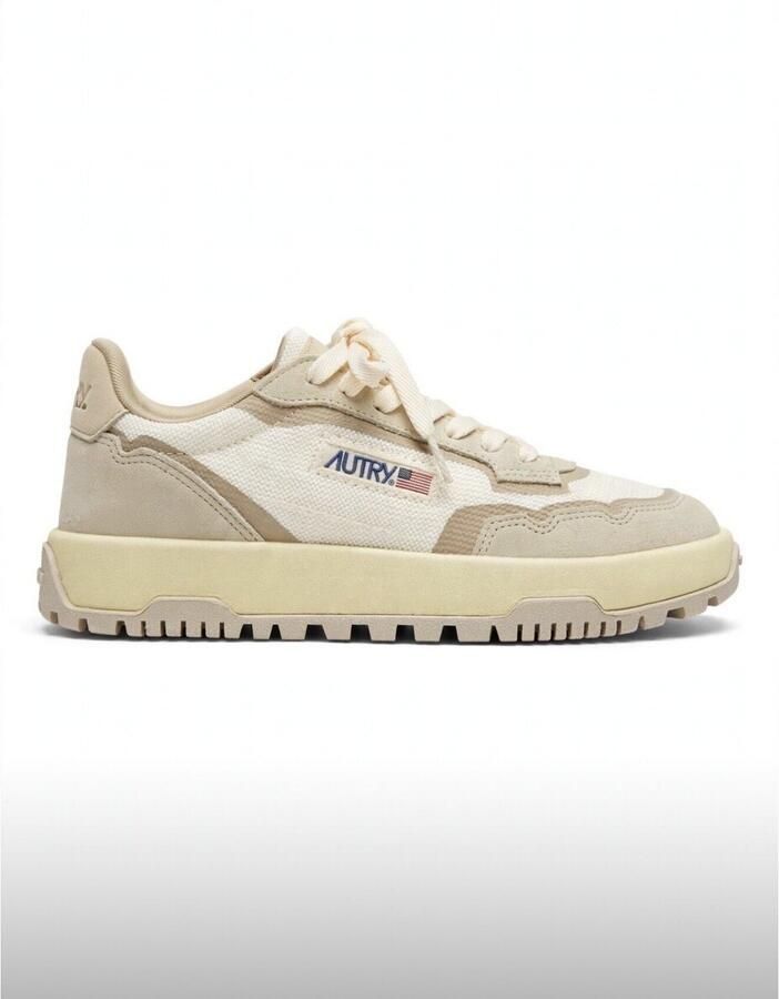 Autry Low-Top Sneakers Sneaker Wildpace Low in beige