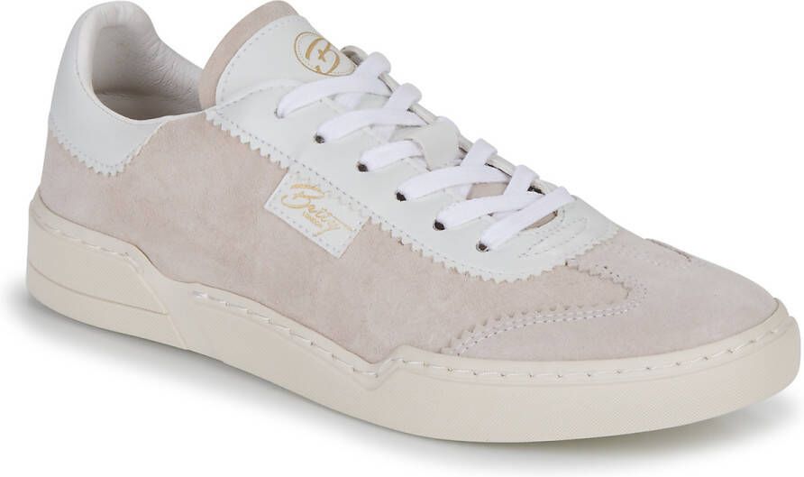 Betty London Lage Sneakers MADOUCE