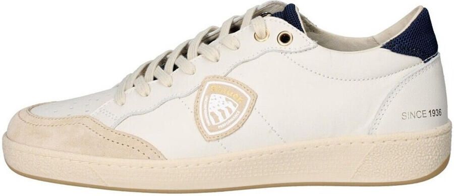 Blauer Sneakers