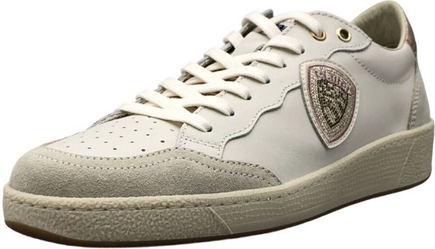 Blauer Sneakers