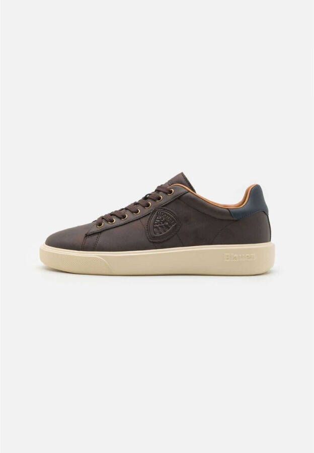 Blauer Sneakers