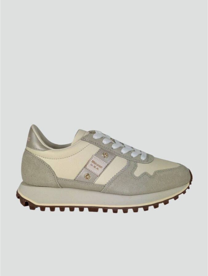 Blauer Sneakers