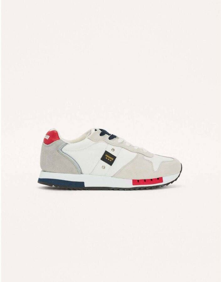 Blauer Sneakers