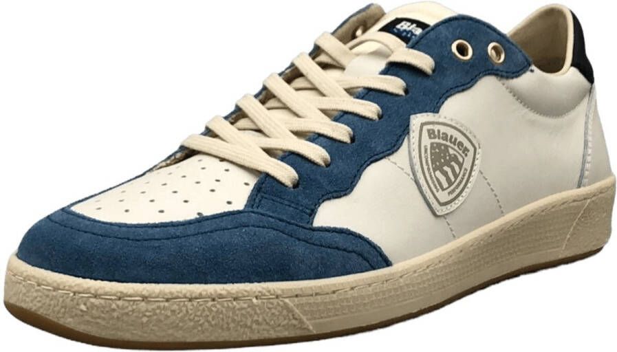 Blauer Sneakers