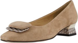 Brunate Pumps