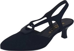 Brunate Pumps