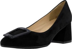 Brunate Pumps