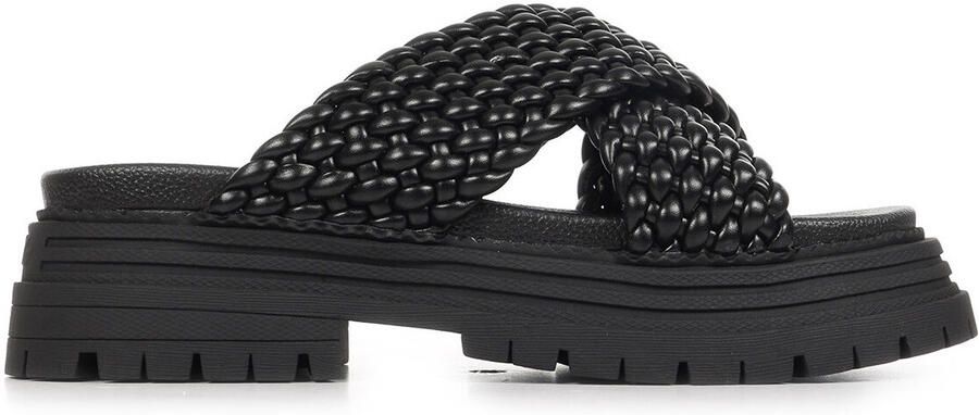 Buffalo Slippers Lennox Cross