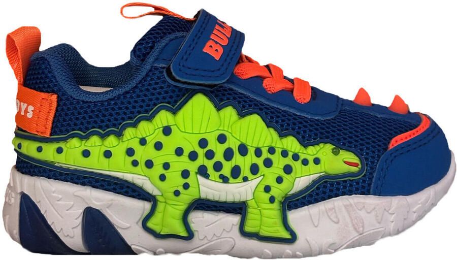 Bull Sneakers