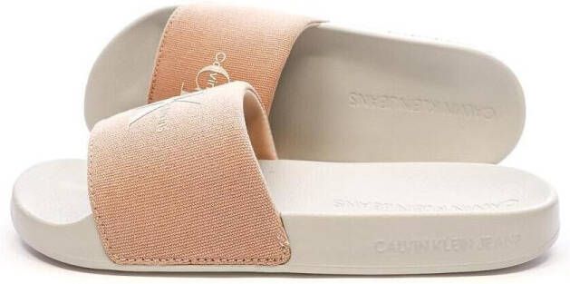 Calvin Klein Slippers SLIDE MONOGRAM WMNS poolslides slippers zomerpantolette strandschoen om in te stappen