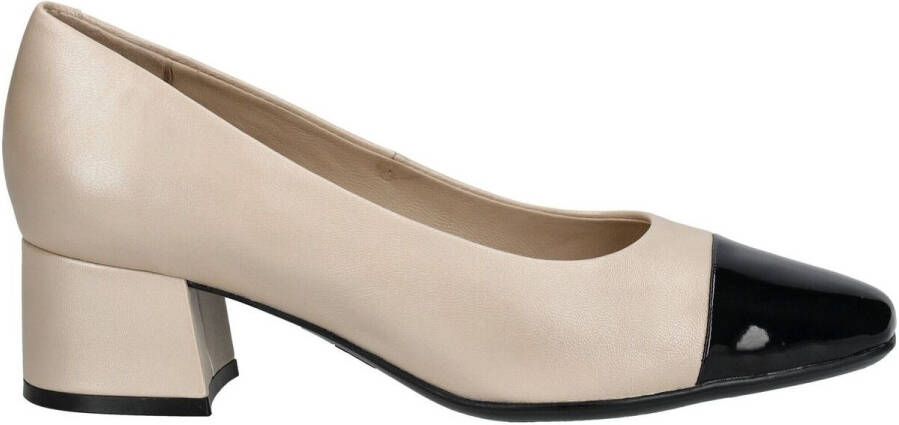 Caprice Pumps
