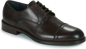 Carlington Nette schoenen ROGER
