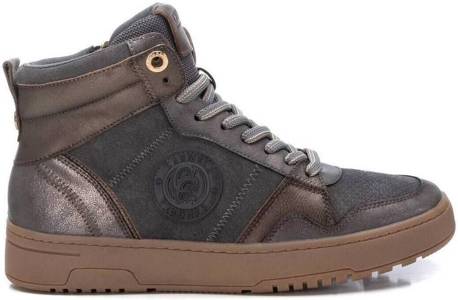 Carmela Enkellaarzen 16180904