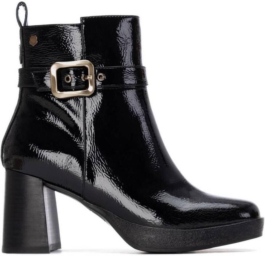 Carmela Enkellaarzen 16253303