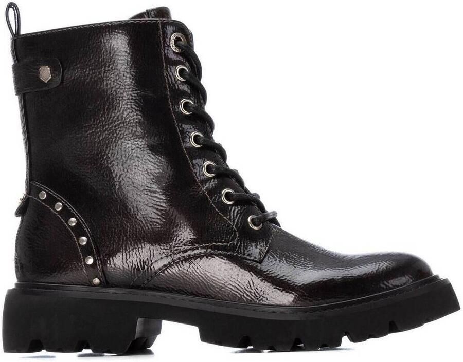 Carmela Enkellaarzen 16254903