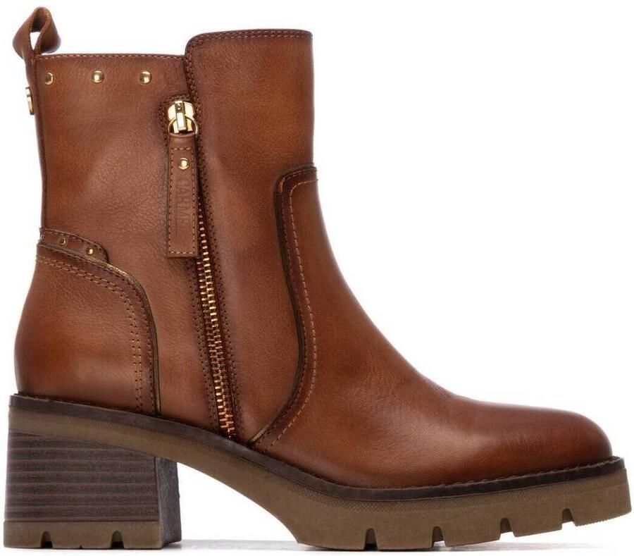 Carmela Enkellaarzen 16257203