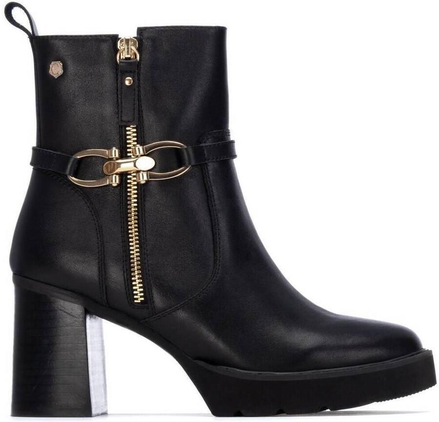 Carmela Enkellaarzen 16268501