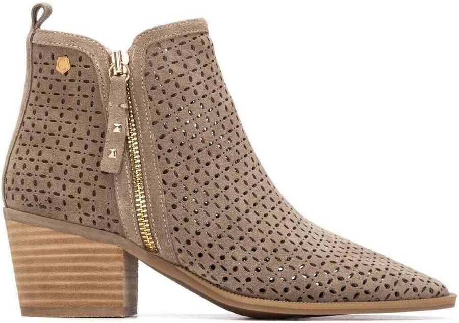 Carmela Laarzen met hakken 163149C