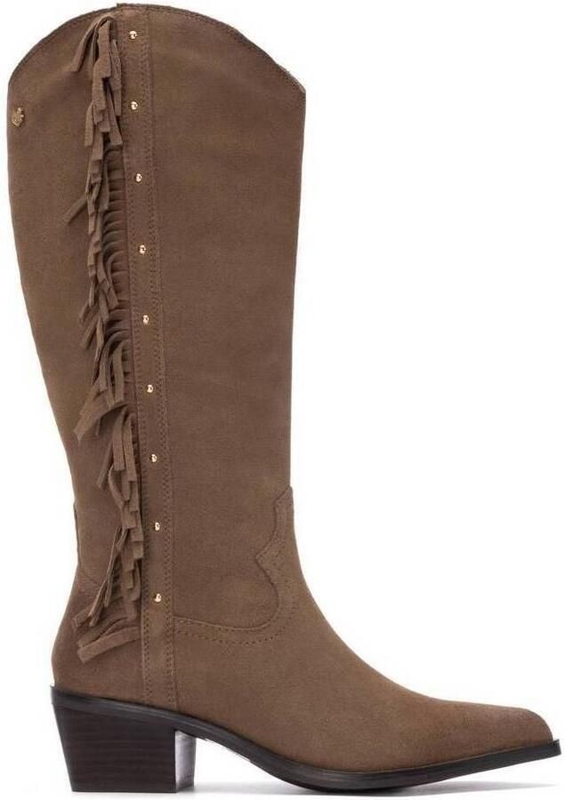 Carmela Laarzen met hakken 16266402