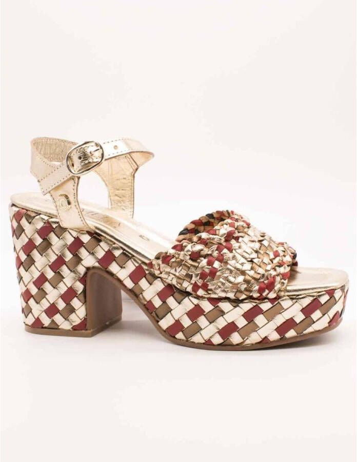 Carmela Sandalen