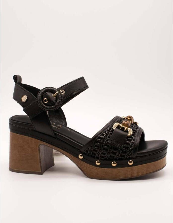 Carmela Sandalen