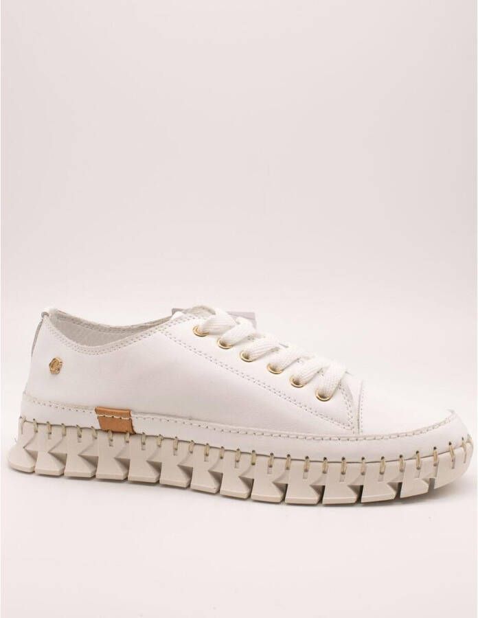 Carmela Sneakers