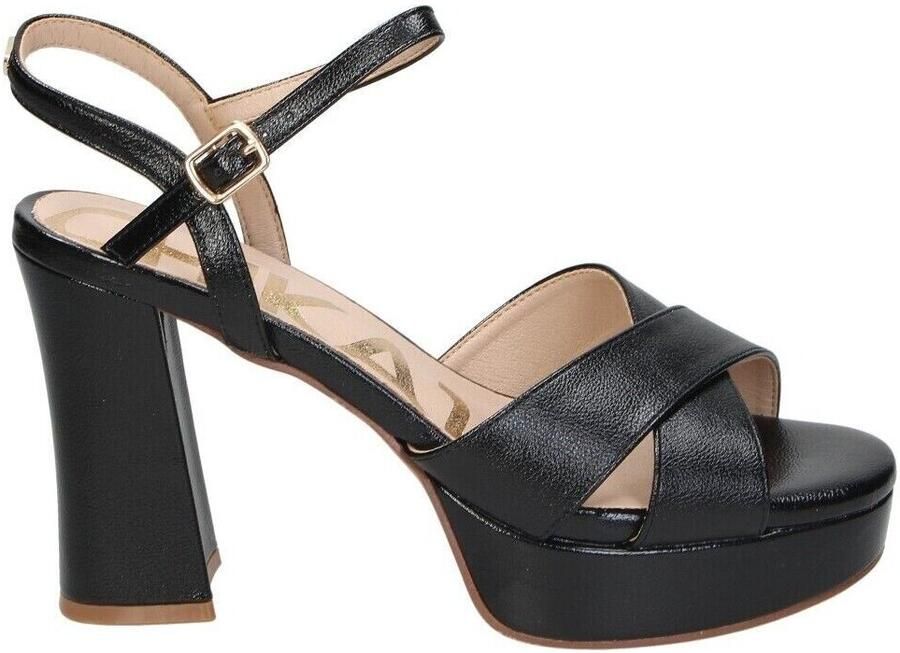 Chika 10 Sandalen met hakken 115696