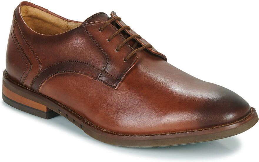 Clarks Nette schoenen UN HUGH LACE