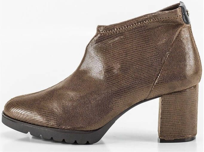 Colette Laarzen L1860