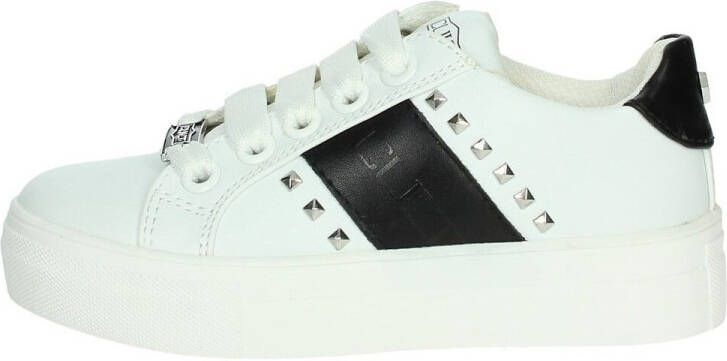Cult Lage Sneakers T-011