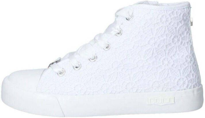 Cult Young Sneakers