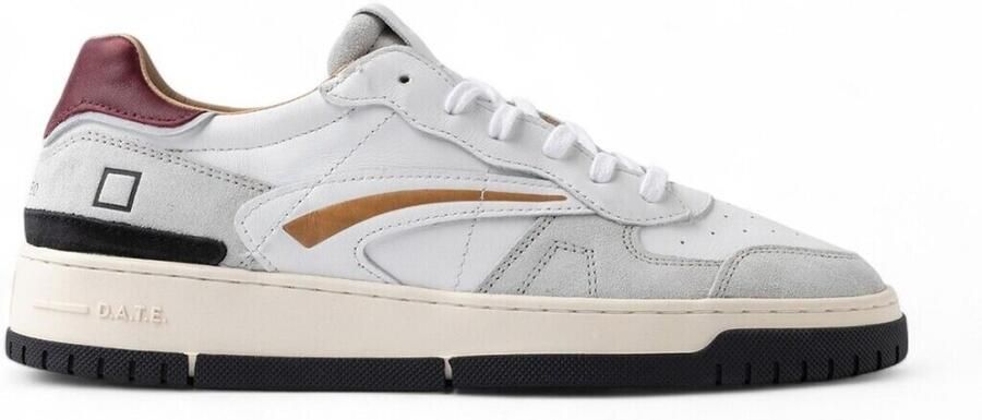 Date Lage Sneakers
