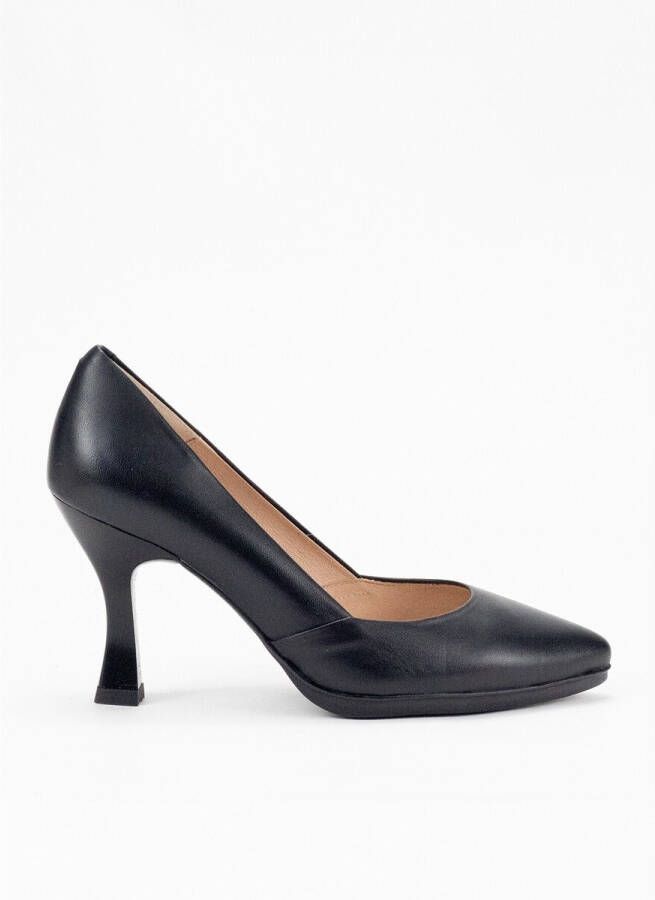 Desiree Sneakers 38754