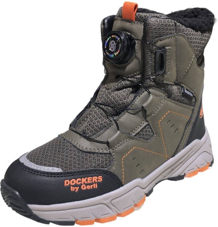 Dockers by Gerli Laarzen