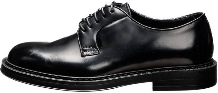 Doucal's Mocassins