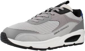 EAX Lage Sneakers XUX121 XV540