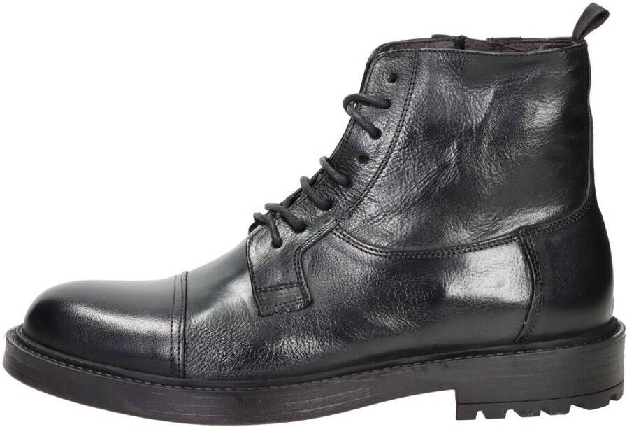 Exton Laarzen 2236