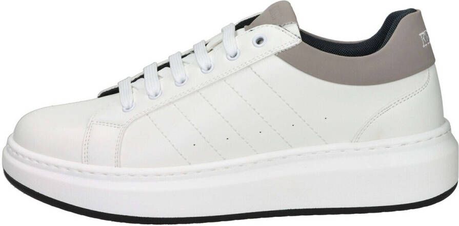 FERRE Lage Sneakers FU-191