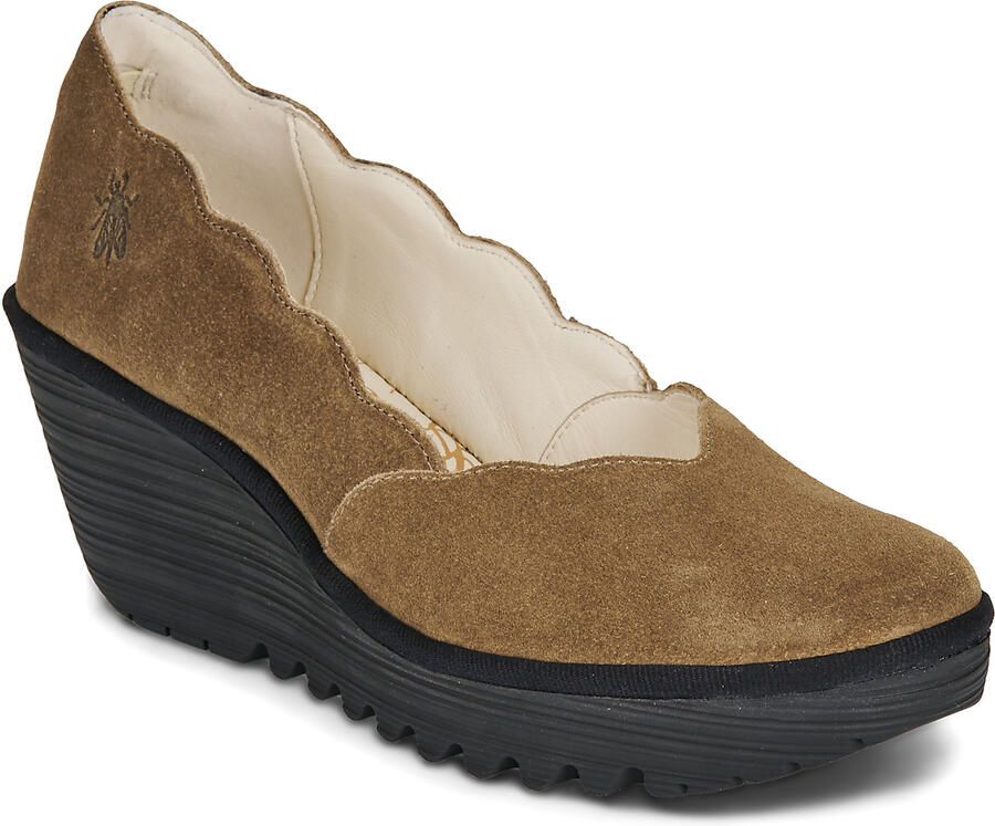 Fly London Pumps