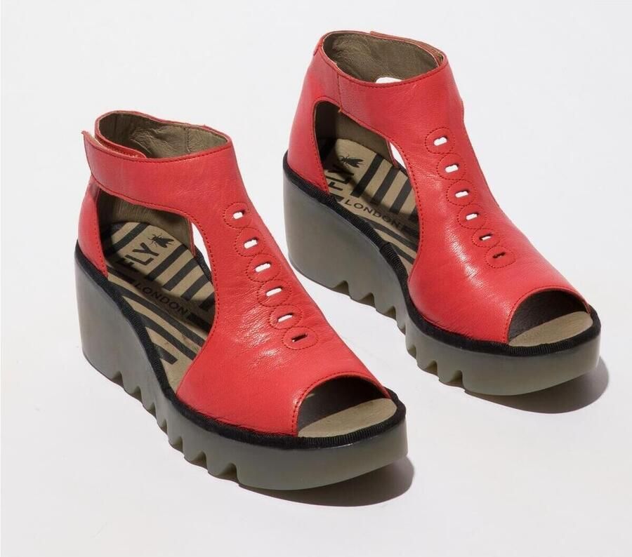 Fly London Sandalen met sleehak BEZO