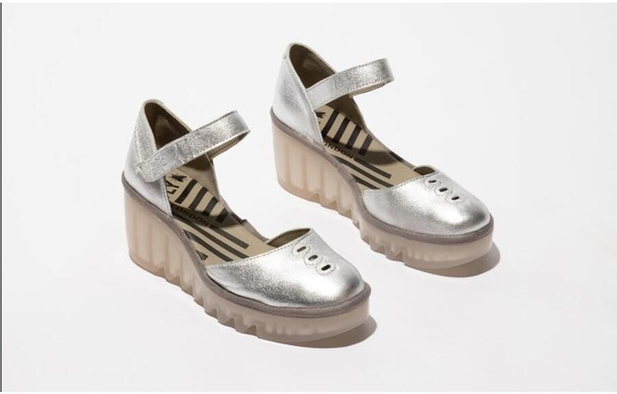 Fly London Sandalen met sleehak BISO