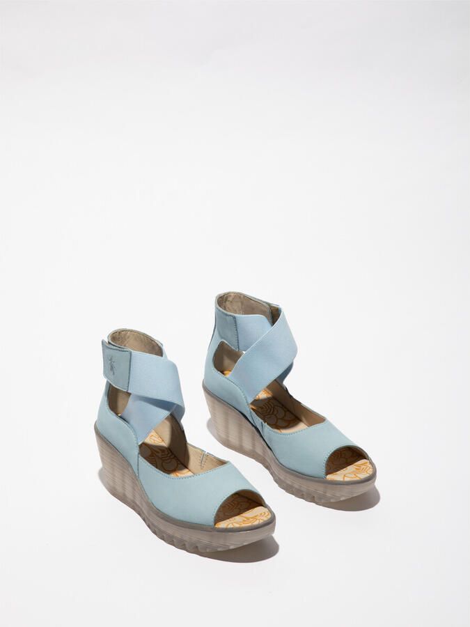 Fly London Sandalen met sleehak YEFI