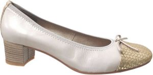 Folies Ballerina's Tamara