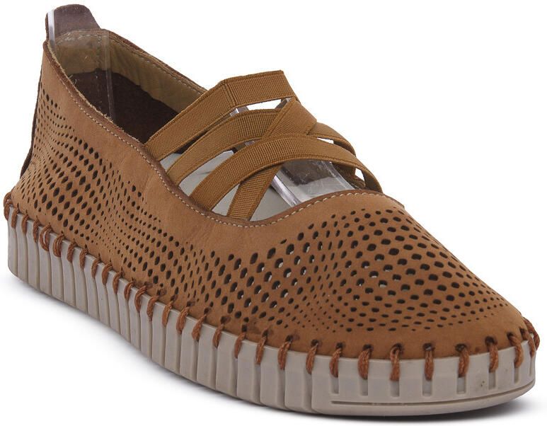 Frau Ballerina's CARAMEL NABUK